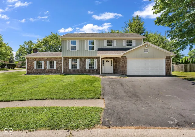 2nd image of 535 Bitter Bark Ln, Indianapolis, IN 46227 | MLS# 22115102