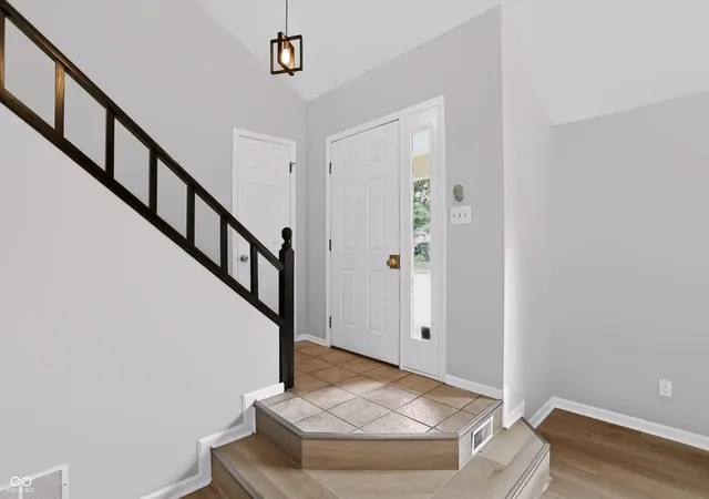 Photo 2 of Condo for sale at 7606 Farm View Cir E, Indianapolis, IN 46256 | MLS# 22115130 | Listing updated on 2026-07-29