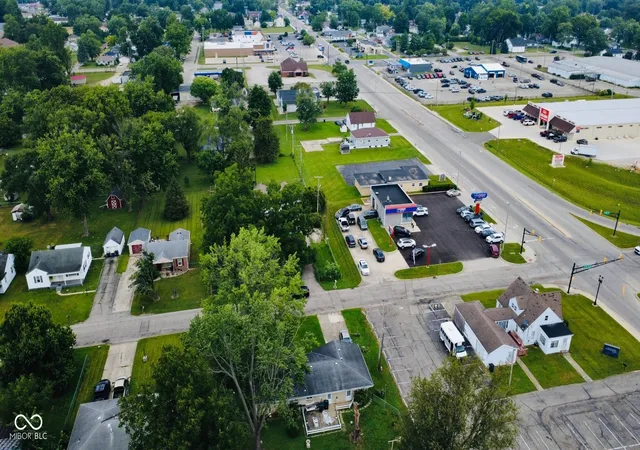 12th image of 415 E 28th St, Muncie, IN 47302 | MLS# 22115134