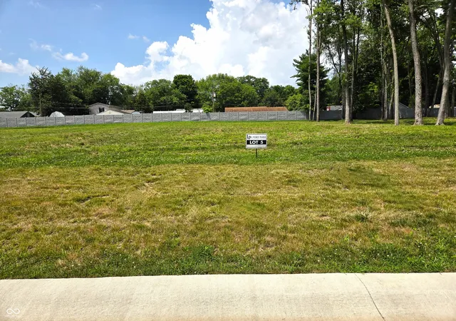 1st image of 910 J Mccool Wy, Greenwood, IN 46142 | MLS# 22115144