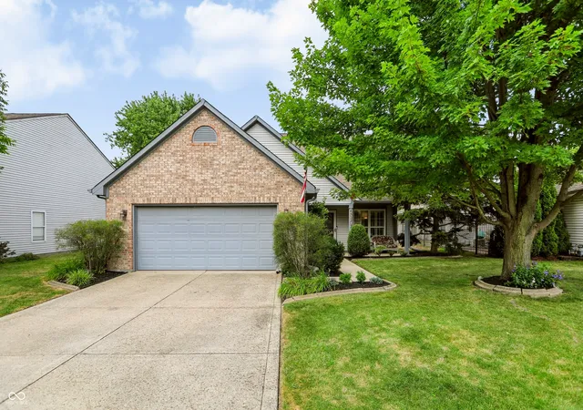 1st image of 14309 Gentry Dr, Fishers, IN 46038 | MLS# 22115156