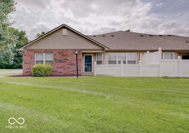 1st image of 5426 Cutter Corner Pl, Indianapolis, IN 46237 | MLS# 22115157