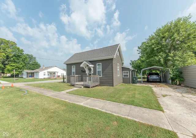 Photo 1 of Sale Pending at 1004 Washington St, Hope, IN 47246 | MLS# 22115190 | Listing updated on 2026-08-10