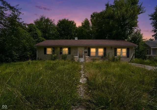 Photo 2 of Single family home for sale at 9508 Baker Ct, Indianapolis, IN 46235 | MLS# 22115194 | Listing updated on 2026-08-14