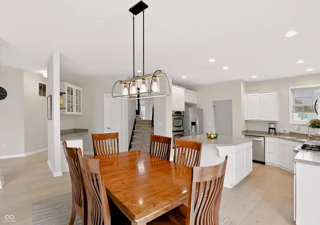 Photo 3 of Single family home for sale at 8838 Pin Oak Dr, Zionsville, IN 46077 | MLS# 22115200 | Listing updated on 2026-09-24