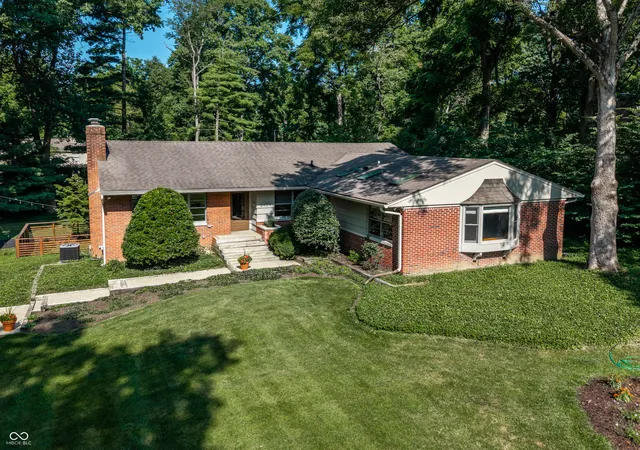 3rd image of 6404 N Sherman Dr, Indianapolis, IN 46220 | MLS# 22115204