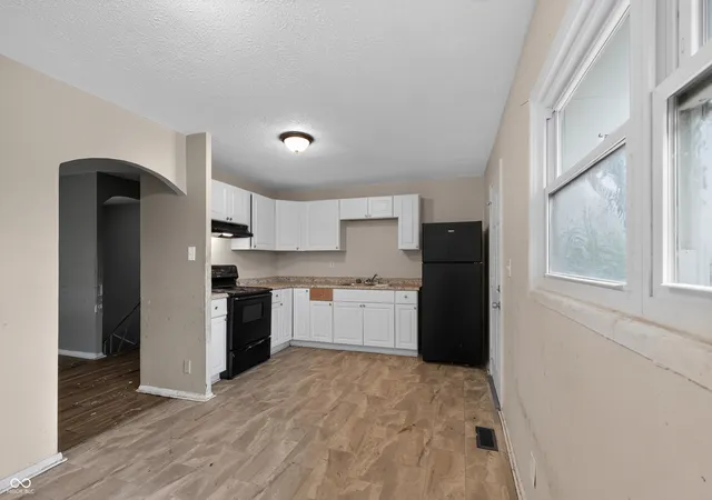 4th image of 3651 Decamp Dr, Indianapolis, IN 46226 | MLS# 22115212