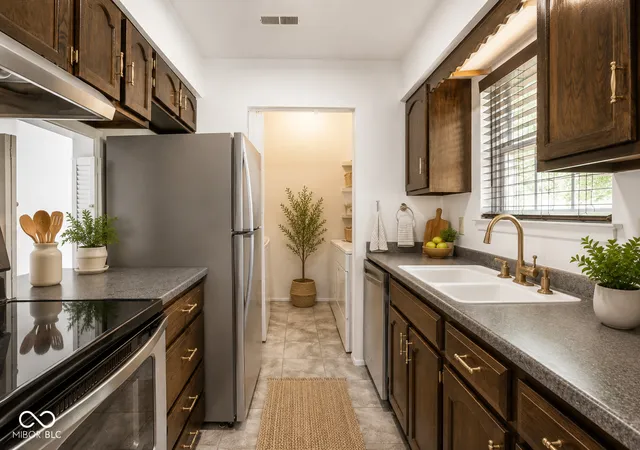 Photo 2 of Condo for sale at 5518 Greenview Dr, Indianapolis, IN 46220 | MLS# 22115215 | Listing updated on 2026-09-01
