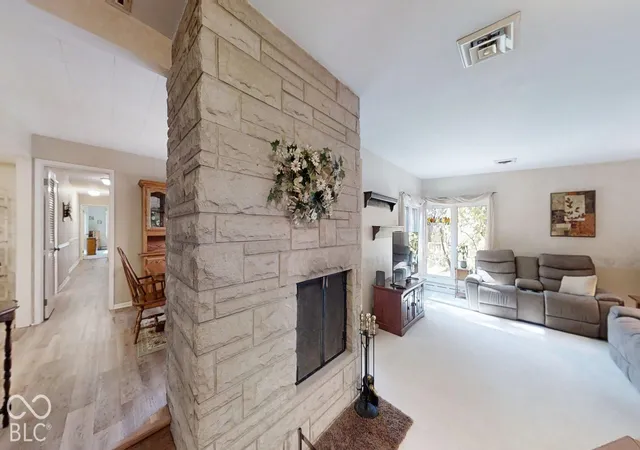 Photo 3 of Single family home for sale at 714 Edgewood Dr, Batesville, IN 47006 | MLS# 22115218 | Listing updated on 2026-10-27