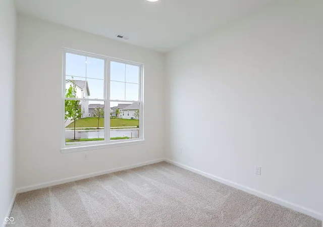 4th image of 2031 Foothill Dr, Greenfield, IN 46140 | MLS# 22115233