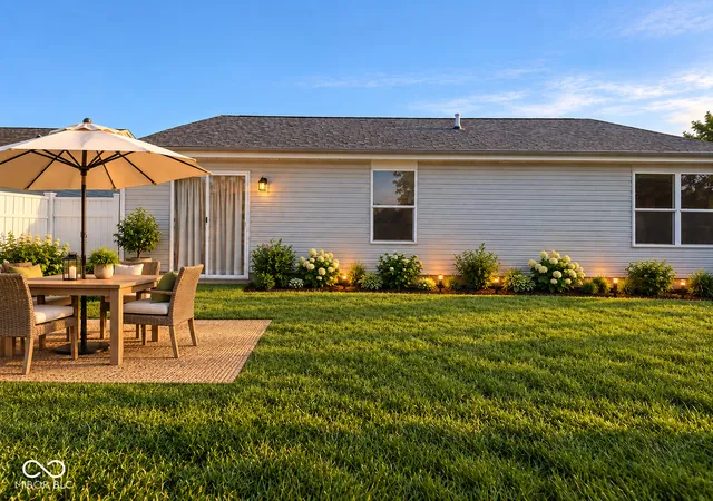 Single family home for sale at 716 Rose Ln, Brownsburg, IN 46112 | MLS# 22115237