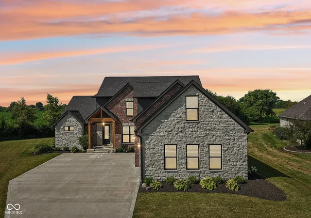 1st image of 134 Lakeside Dr, Pittsboro, IN 46167 | MLS# 22115265