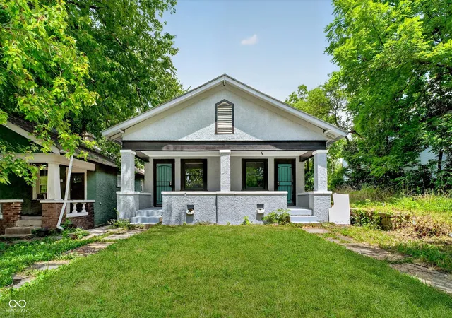 Photo 1 of Sale Pending at 1256 West 33rd, Indianapolis, IN 46208 | MLS# 22115283 | Listing updated on 2026-08-21