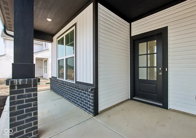 Photo 3 of Sale Pending at 1796 Marjorie Ln, Kokomo, IN 46902 | MLS# 22115292 | Listing updated on 2026-08-18
