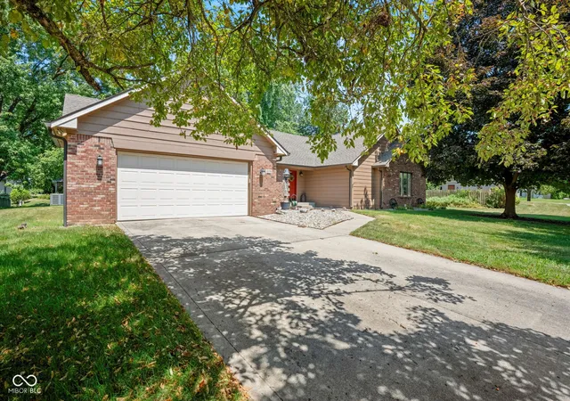 Photo 3 of Single family home for sale at 12150 Sunrise Ct, Indianapolis, IN 46229 | MLS# 22115301 | Listing updated on 2026-09-24