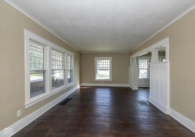 Photo 3 of Single family home for sale at 1001 N Purdum St, Kokomo, IN 46901 | MLS# 22115320 | Listing updated on 2026-09-30