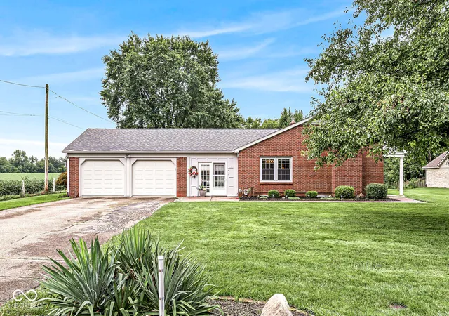 3rd image of 400 E Madison Ave, Pendleton, IN 46064 | MLS# 22115329