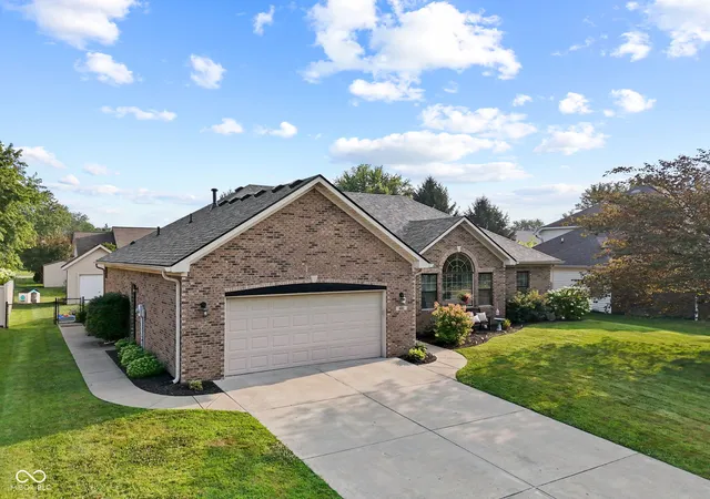 2nd image of 1682 Decourcy Ct, Franklin, IN 46131 | MLS# 22115342