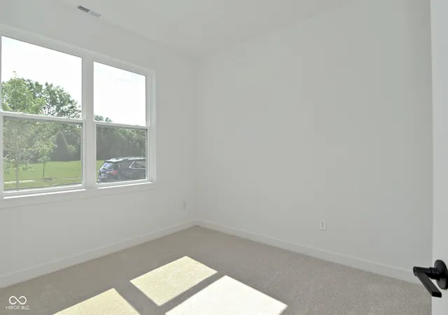 Photo 3 of Townhouse for sale at 2448 Winthrop Ave, Indianapolis, IN 46205 | MLS# 22115346 | Listing updated on 2026-10-13