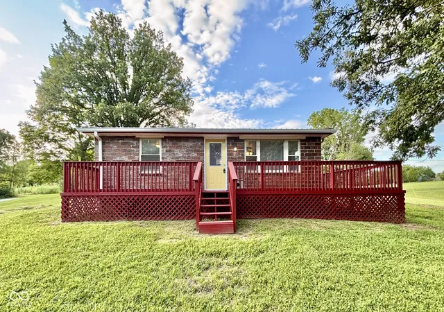 Photo 1 of Sale Pending at 3139 W Water Tower Rd, Salem, IN 47167 | MLS# 22115348 | Listing updated on 2026-09-03