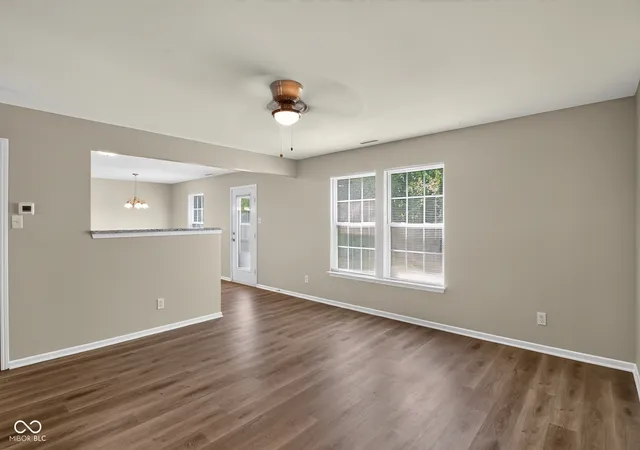Photo 3 of Single family home for sale at 1191 N Aberdeen Dr, Franklin, IN 46131 | MLS# 22115350 | Listing updated on 2026-08-20