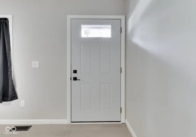 Photo 4 of Sale Pending at 5008 W 37th Street, Indianapolis, IN 46224 | MLS# 22115357 | Listing updated on 2026-08-24