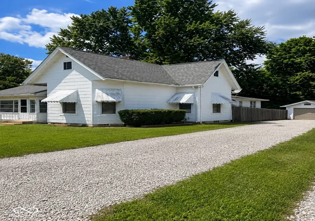 1st image of 208 E Green, Waveland, IN 47989 | MLS# 22115360