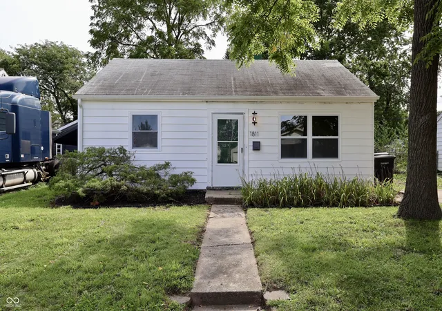 Photo 2 of Sale Pending at 1811 North 27th, Lafayette, IN 47904 | MLS# 22115363 | Listing updated on 2026-09-30