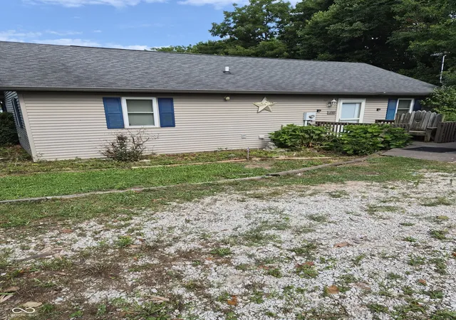 Photo 11 of Sale Pending at 4687 Buffalo Ln, Martinsville, IN 46151 | MLS# 22115370 | Listing updated on 2026-08-17