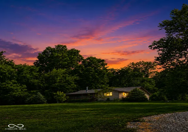 Photo 2 of Sale Pending at 4687 Buffalo Ln, Martinsville, IN 46151 | MLS# 22115370 | Listing updated on 2026-08-17