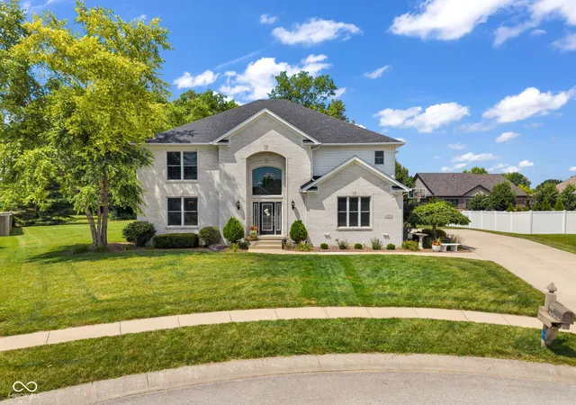 1st image of 1008 Red Oak Dr, Plainfield, IN 46168 | MLS# 22115376