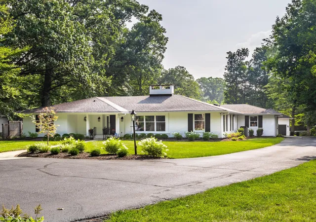 1st image of 8135 Sycamore Rd, Indianapolis, IN 46240 | MLS# 22115392