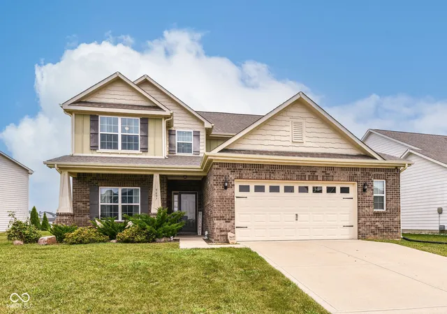 Photo 1 of Single family home for sale at 9697 Pica Dr, Fishers, IN 46040 | MLS# 22115402 | Listing updated on 2026-10-02
