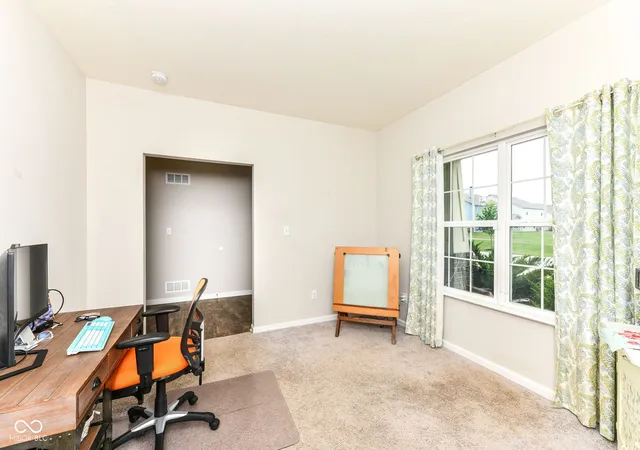 Photo 4 of Single family home for sale at 9697 Pica Dr, Fishers, IN 46040 | MLS# 22115402 | Listing updated on 2026-10-20