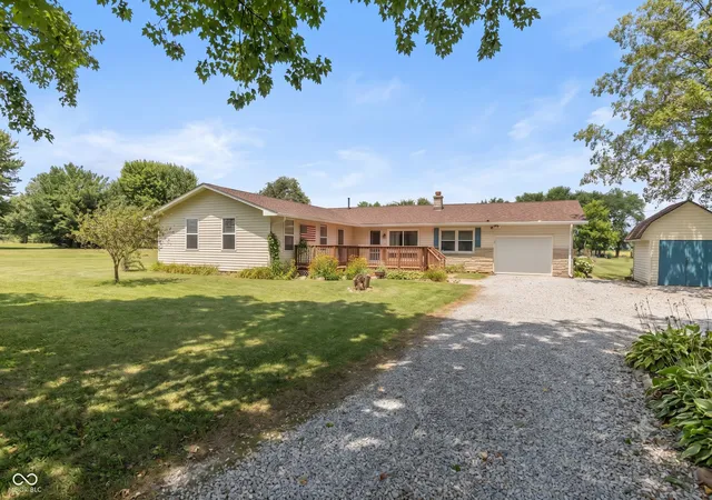 1st image of 1268 W 100 N, Franklin, IN 46131 | MLS# 22115405