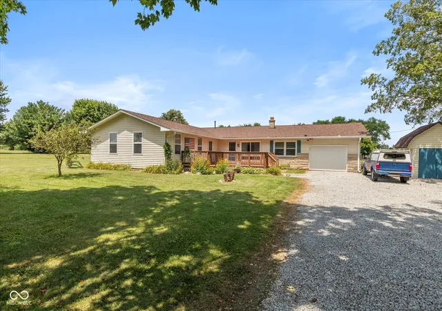 3rd image of 1268 W 100 N, Franklin, IN 46131 | MLS# 22115405