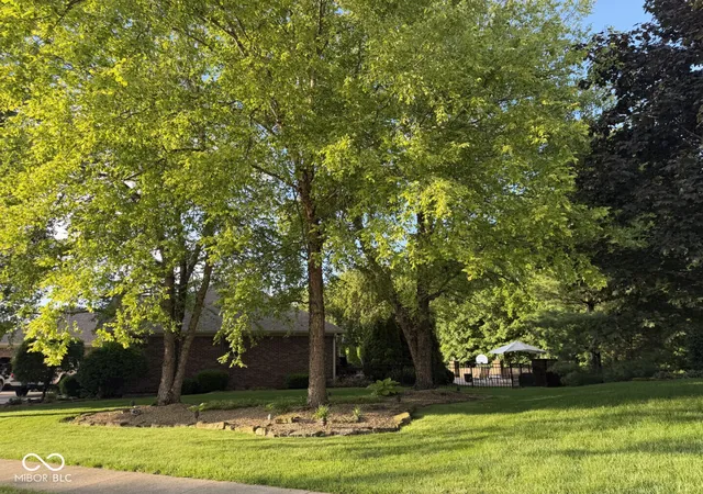 2nd image of 5735 Station Hill Dr, Avon, IN 46123 | MLS# 22115406