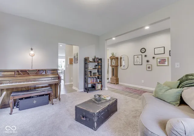 5th image of 1145 Cobra Dr, Franklin, IN 46131 | MLS# 22115408