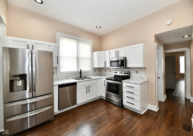 Photo 3 of Single family home for sale at 2838 N Kenwood Ave, Indianapolis, IN 46208 | MLS# 22115413 | Listing updated on 2026-09-01