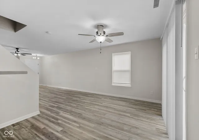 Photo 4 of Single family home for sale at 10604 Pavilion Dr, Indianapolis, IN 46259 | MLS# 22115414 | Listing updated on 2026-08-26