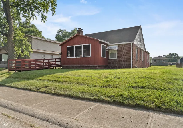 Photo 4 of Single family home for sale at 3744 Kinnear Ave, Indianapolis, IN 46218 | MLS# 22115416 | Listing updated on 2026-09-04