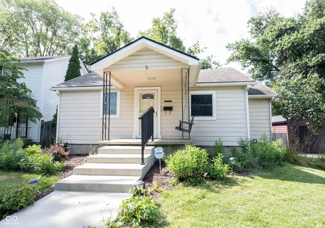 1st image of 1497 Monument St, Noblesville, IN 46060 | MLS# 22115419
