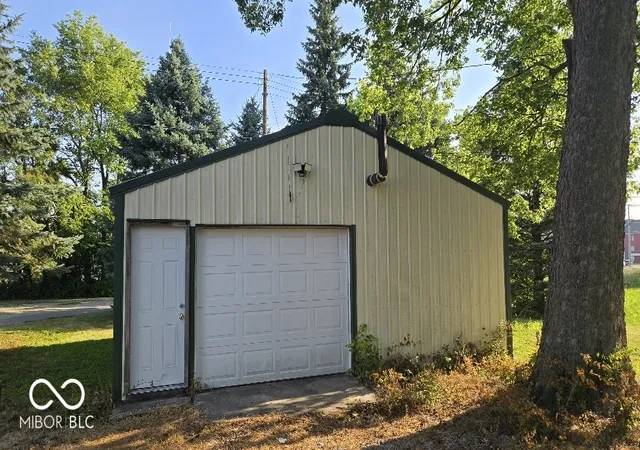 5th image of 1602 S D St, Elwood, IN 46036 | MLS# 22115428