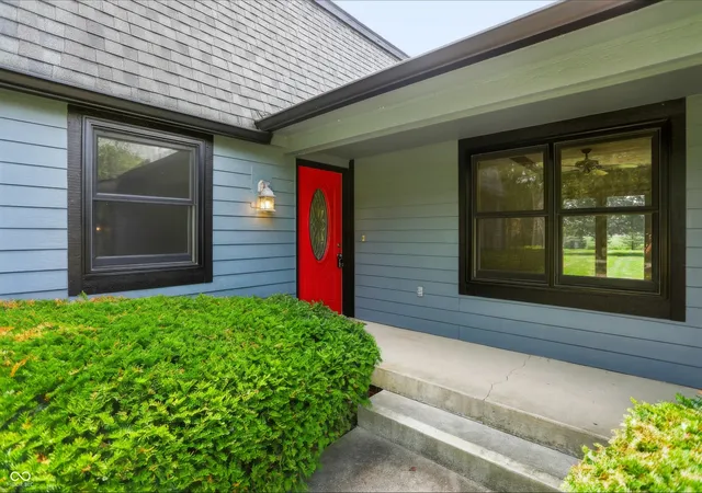 5th image of 12107 Briarway South Dr, Indianapolis, IN 46259 | MLS# 22115430