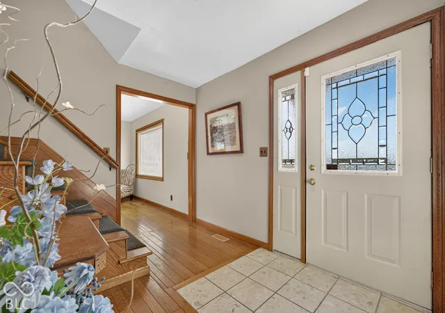 Photo 3 of Single family home for sale at 3092 N State Rd 17, Logansport, IN 46947 | MLS# 22115443 | Listing updated on 2026-10-26