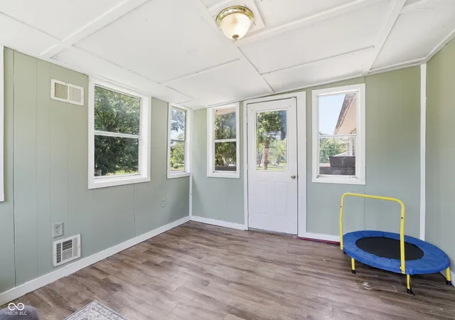 Photo 4 of Single family home for sale at 295 Bennett, Bedford, IN 47421 | MLS# 22115453 | Listing updated on 2026-10-06