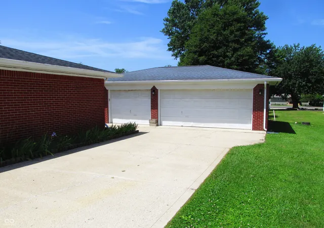 Photo 3 of Single family home for sale at 6554 N Forrest St, Eminence, IN 46125 | MLS# 22115456 | Listing updated on 2026-09-23