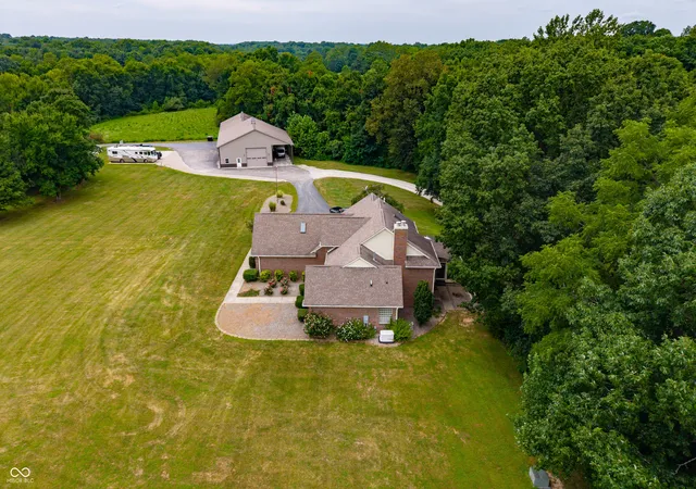 Photo 1 of Single family home for sale at 2508 W Indian Crk Rd, Trafalgar, IN 46181 | MLS# 22115488 | Listing updated on 2026-09-24