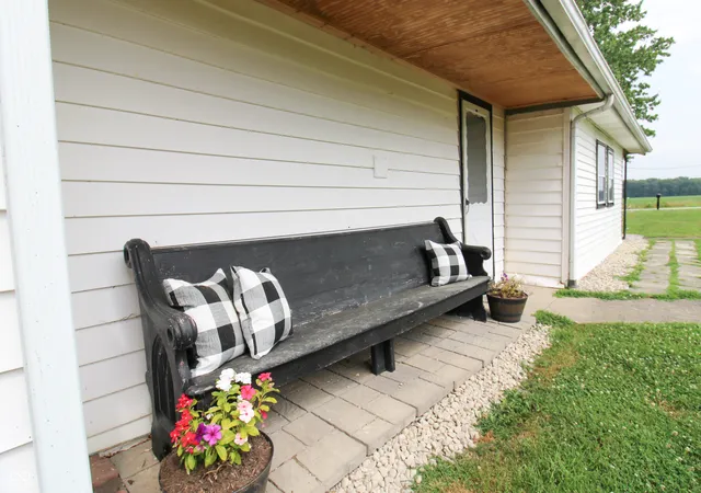 Photo 3 of Single family home for sale at 1333 W County Rd 700 S, Versailles, IN 47042 | MLS# 22115489 | Listing updated on 2026-09-28