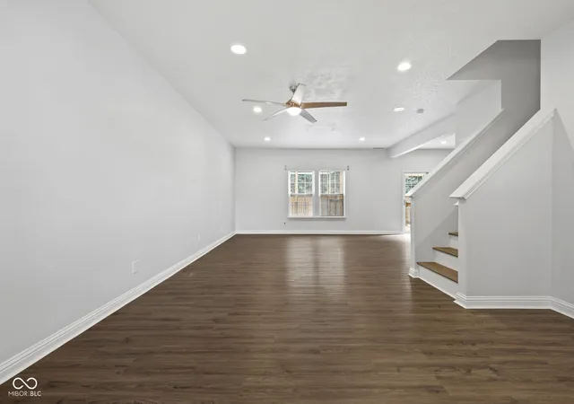 Photo 2 of Single family home for sale at 5719 Apple Branch Ct, Indianapolis, IN 46237 | MLS# 22115511 | Listing updated on 2026-10-05